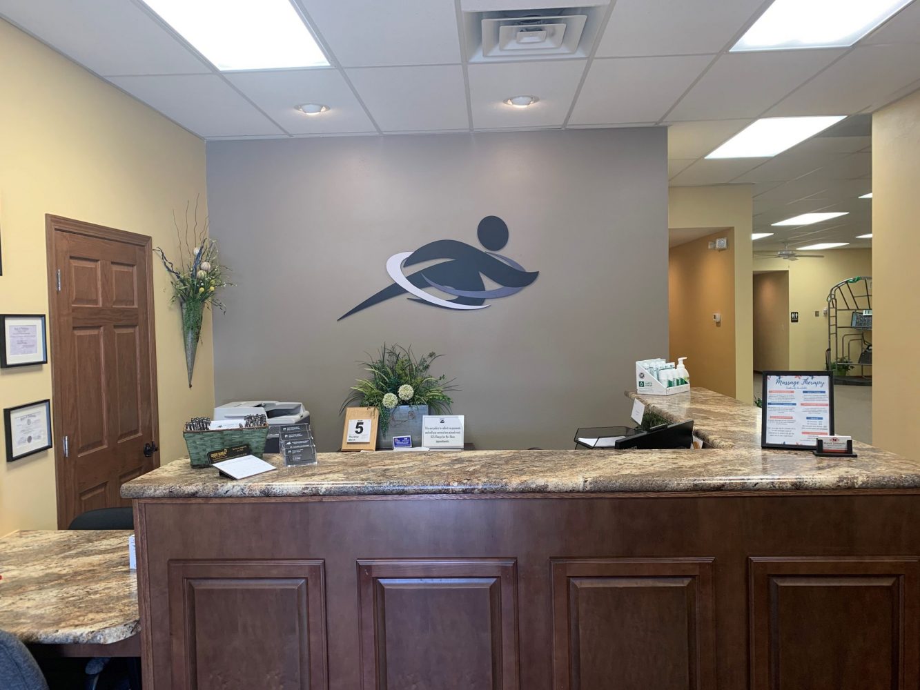 Front desk at hausmann physical therapy